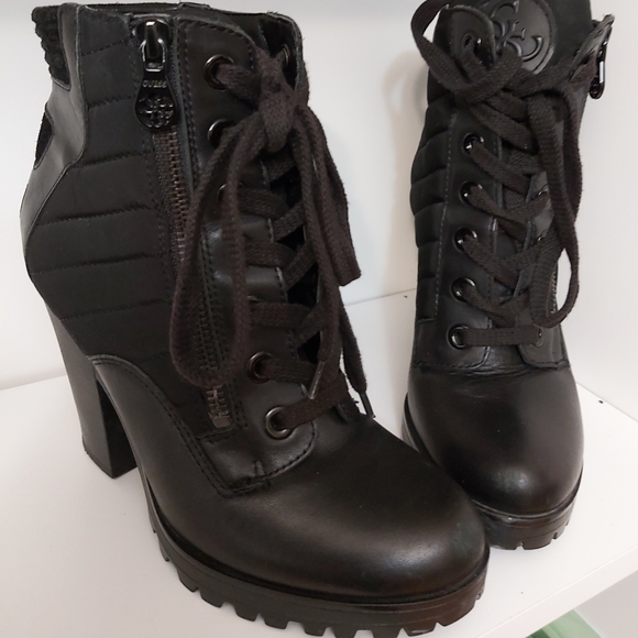 Boots Guess Size 6.5 - Picture 15 of 16